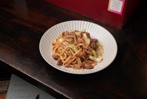 ホルモン焼うどん