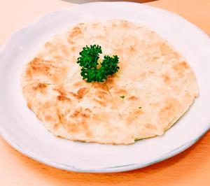 手抓餅(葱油餅。) Scallion Pancake