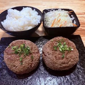 花より、ハンバーグ弁当(Wサイズ320g)※大盛ライス・サラダつき