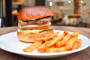 クラシックバーガー