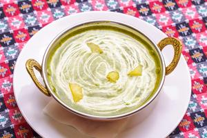 ほうれん草カレー/Alu Palak Curry