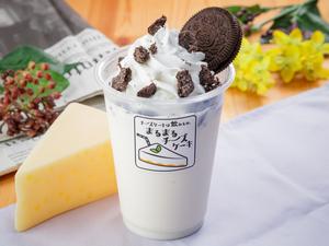 クッキー＆ホイップクリーム飲むチーズケーキ