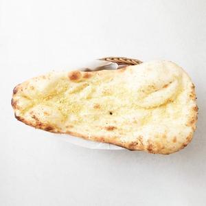 ガーリックナン Garlic Nan