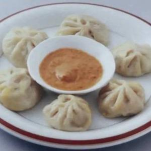 モモ(ネパールの小籠包)6個入り Momo (Nepali soup dumplings) 6 pieces