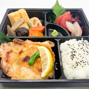 鶏パリパリ焼き刺身御膳