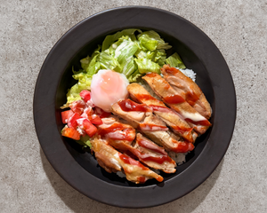 温玉とろけるチキンオーバーライス (Soft-Boiled Egg)Chicken Over Rice