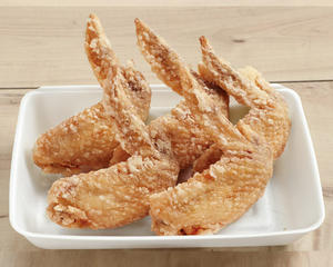 手羽先セットFried Chicken Wing Set