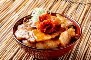 キムチデジカルビ丼(味噌だれ)