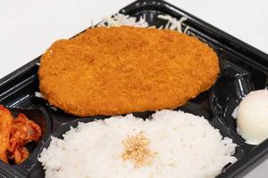 とんかつ弁当