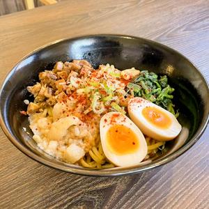 銀家の辛い油そば