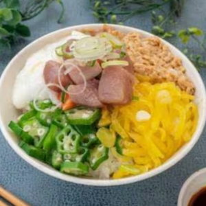 マグロのねばとろ丼