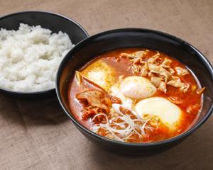 チーズ豚カルビスンドゥブ