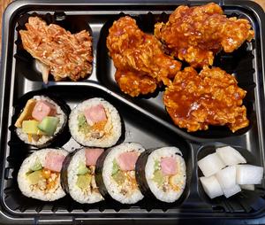 ヤンニョムチキン＆キンパ弁当 yangnyeom chicken＆kimbap set ＆