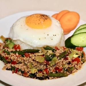 ガパオライス(Gapao rice )