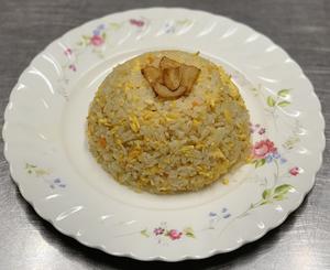 ニンニク炒飯