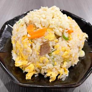 ニンニク炒飯