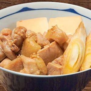 軍鶏なべ風とりすき焼き丼(大) Shamo Nabe-style Chicken Sukiyaki Donburi (large)