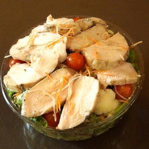 ヘルシー鶏むねシーザサラダHealthy Chicken Breast Caesar Salad