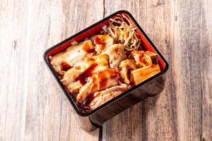 豚角煮丼