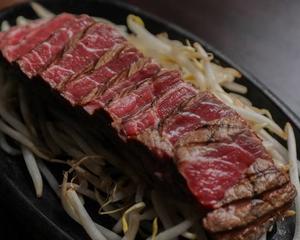 【当店人気No.3！】赤身・モモ肉 200g