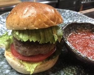 アボカドバーガー