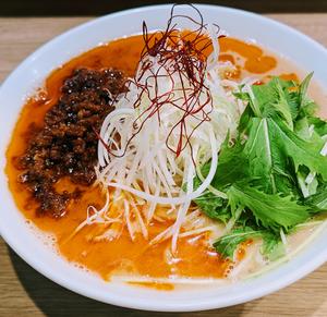 濃厚担々麺