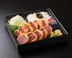 【赤身希少部位】シンタマ ビフカツ弁当 中 100g