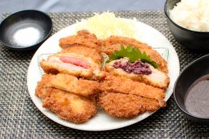 【梅しそ＆明太チーズ】熟成八層重ねのカツ弁当