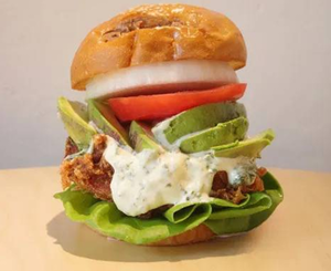 アボカドチキンバーガー