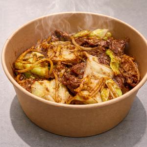 牛カルビと牛ホルモンの味噌焼き丼