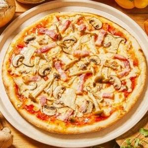 フンギピッツァ Funghi Pizza
