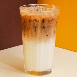 ベトナムアイスコーヒーカフェラテ(BAC XIU) Vietnam Iced Coffee Caffelatte (Bac Xiu)