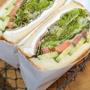生ハムクリームチーズサンドイッチ