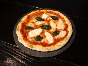 PIZZA タコソースのマルゲリータ