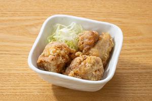 鶏の唐揚げ3個