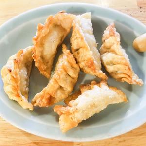 揚げ餃子(6個入り)