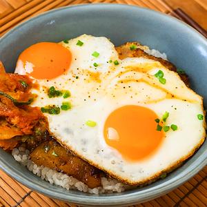 【キムチ】今治の焼豚玉子飯 (Kimchi) Grilled Pork Rice Bowl with Fried Eggs