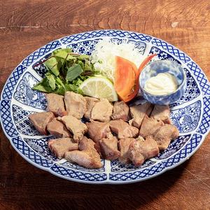 仔牛の牛タン焼き
