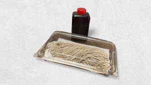 自宅で茹でる特製生蕎麦