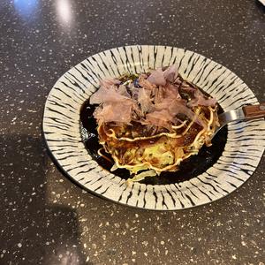 米粉お好み焼き:えび玉