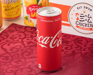 日本初上陸!!ニャムニャムチキン コカコーラ Coca Cola