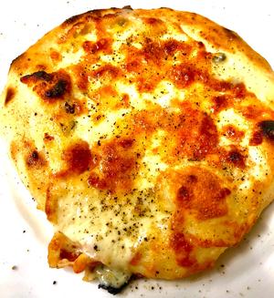4種類のチーズのピッツァ