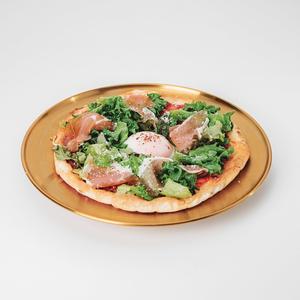 生ハムのビスマルクピザ Bismarck Pizza with Prosciutto