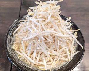 野菜マシマシラーメン