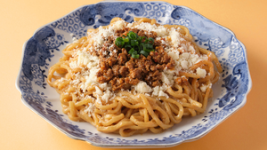 【チーズ白ごま担々麺】
