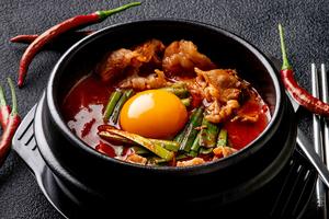 韓国カルビ丼とスンドゥブ 洞山 牛カルビ旨辛ヤンニョムスンドゥブ