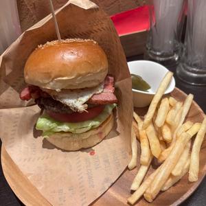 アメリカンハンバーガー