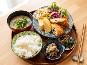 岡山鶏の大葉チーズチキンカツ弁当