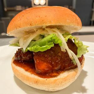 マグロカツバーガー