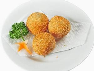 餃子伝説 ゴマ団子(3個)
